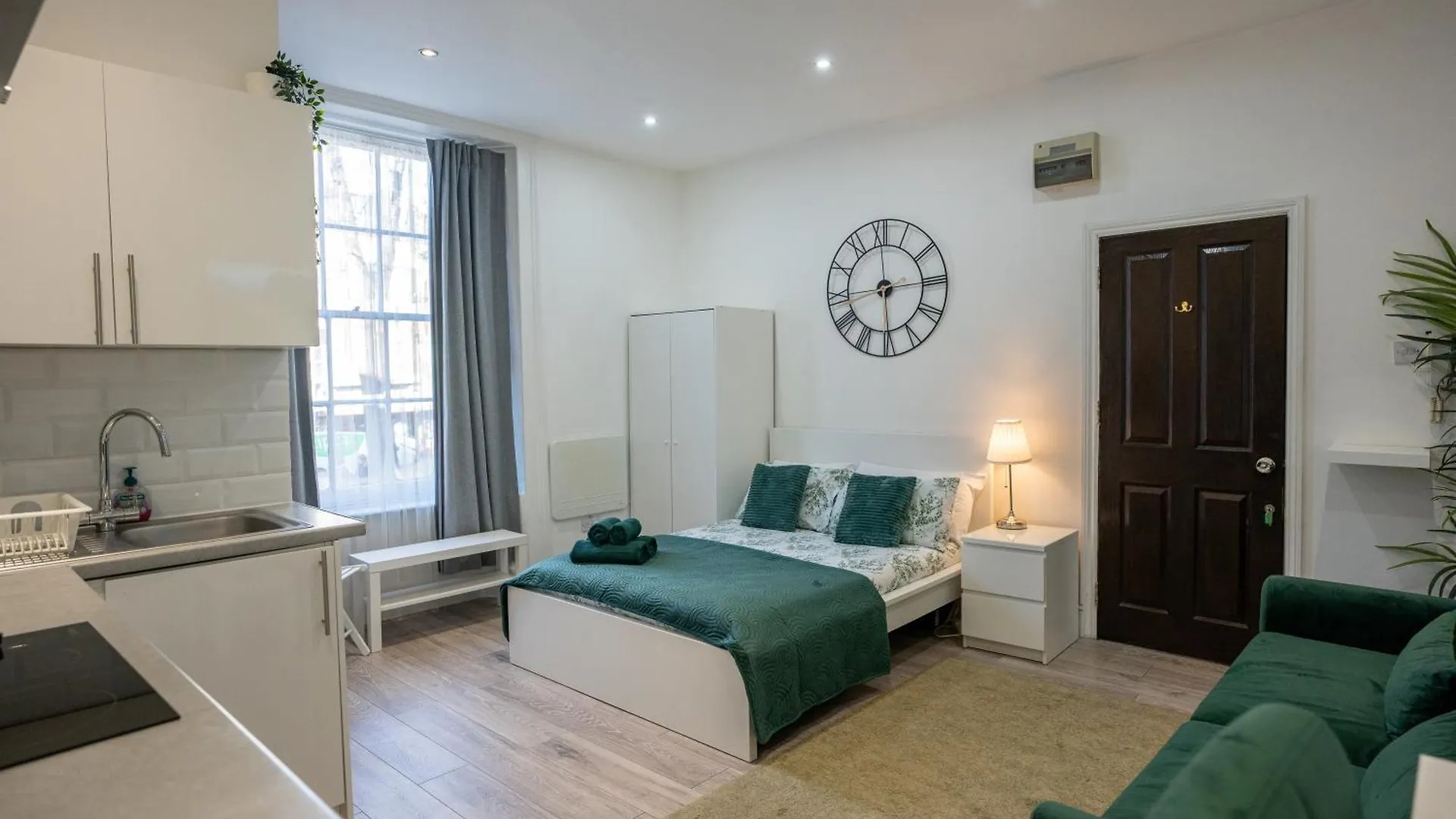לונדון Beautiful Studio Flat In Hackney Next To Overground Station