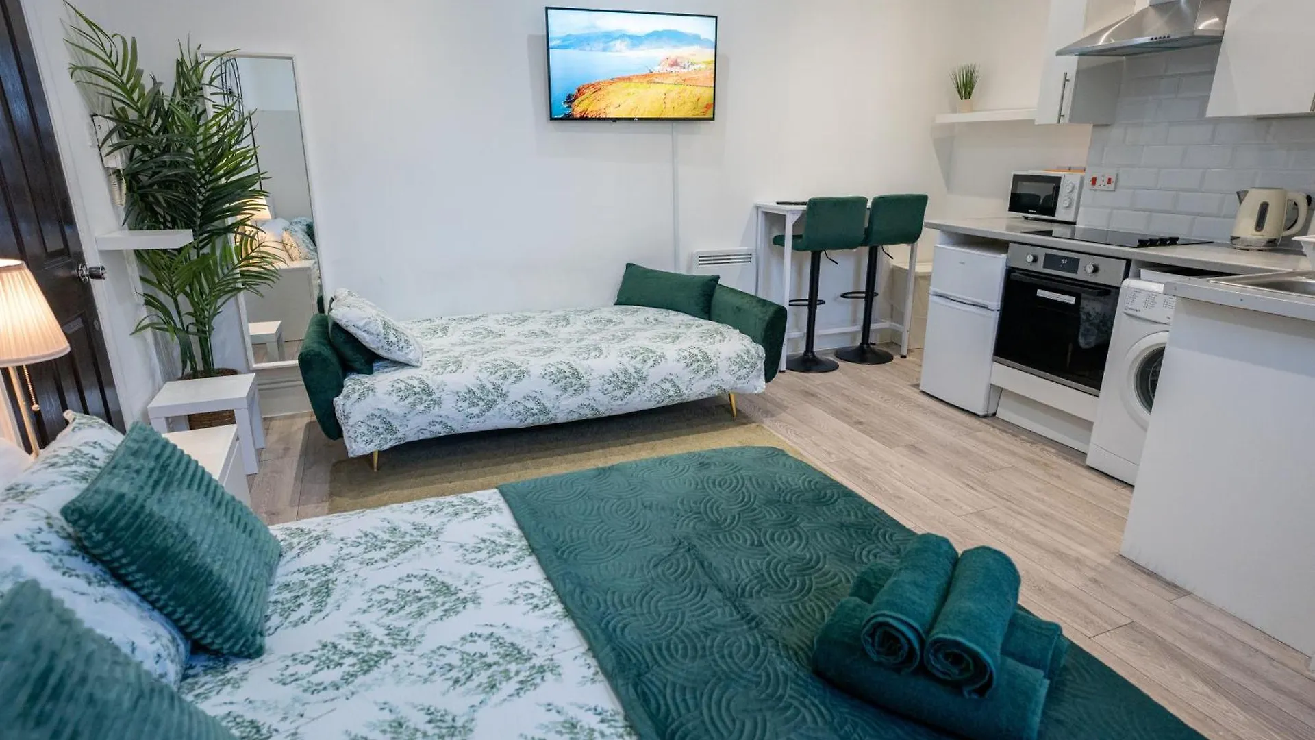 Apartment Beautiful Studio Flat In Hackney Next To Overground Station London United Kingdom